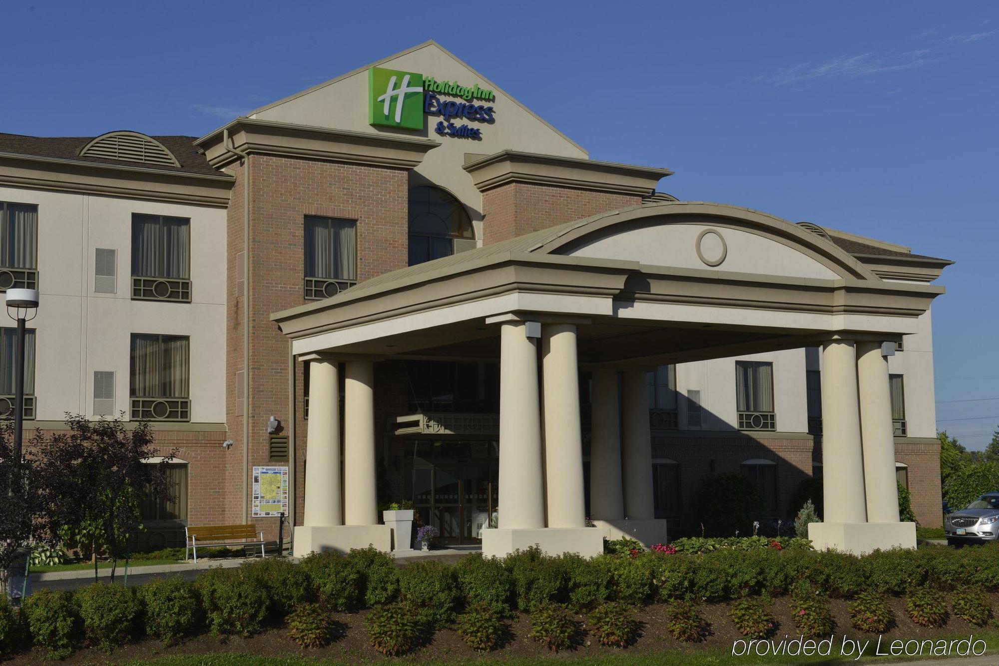 Holiday Inn Express And Suites Guelph, An Ihg Hotel Exterior foto